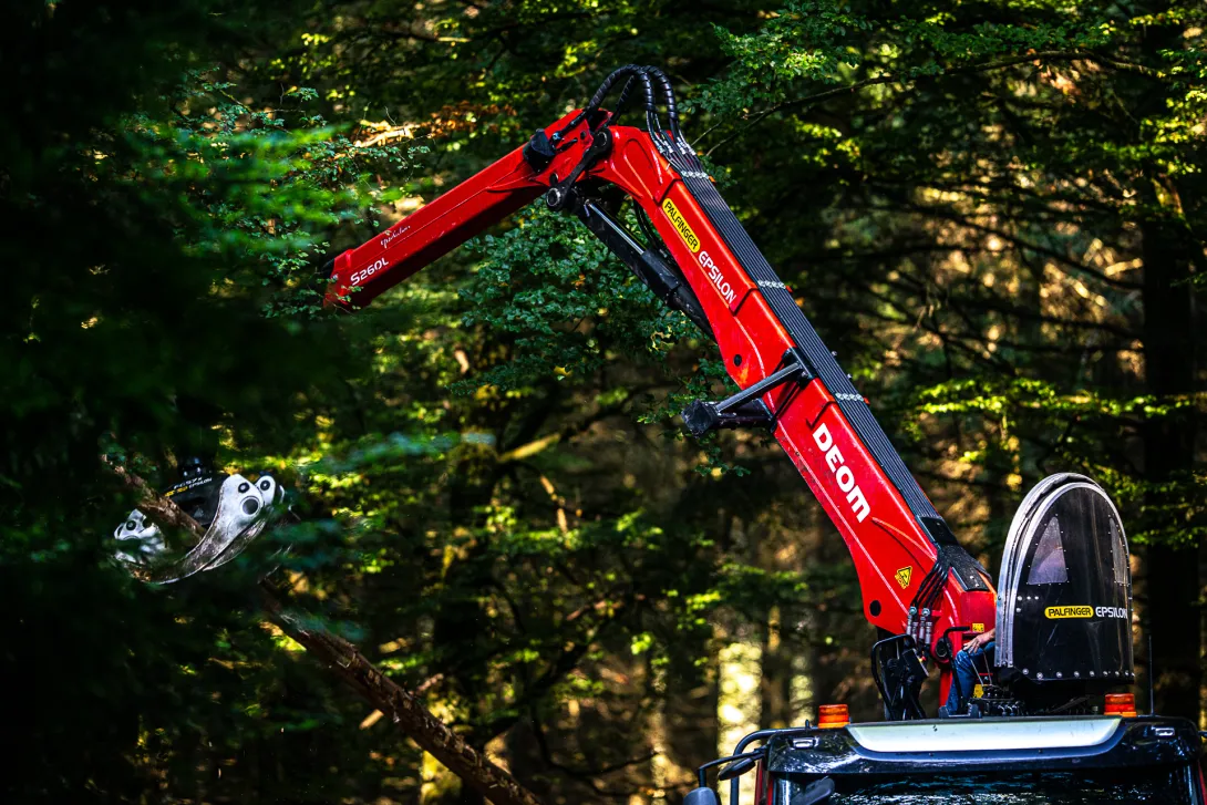 GRAPPIN FORESTIER EPSILON S260L Equipment FG57x  semi remorque DOLL